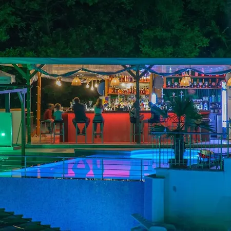 White Cliffs, Byala * Bjala