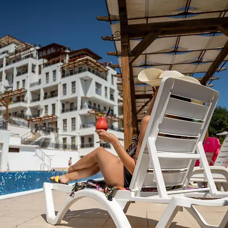 Apartament White Cliffs, Byala Beala